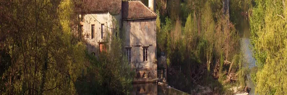 Image Installation carport solaire Briatexte