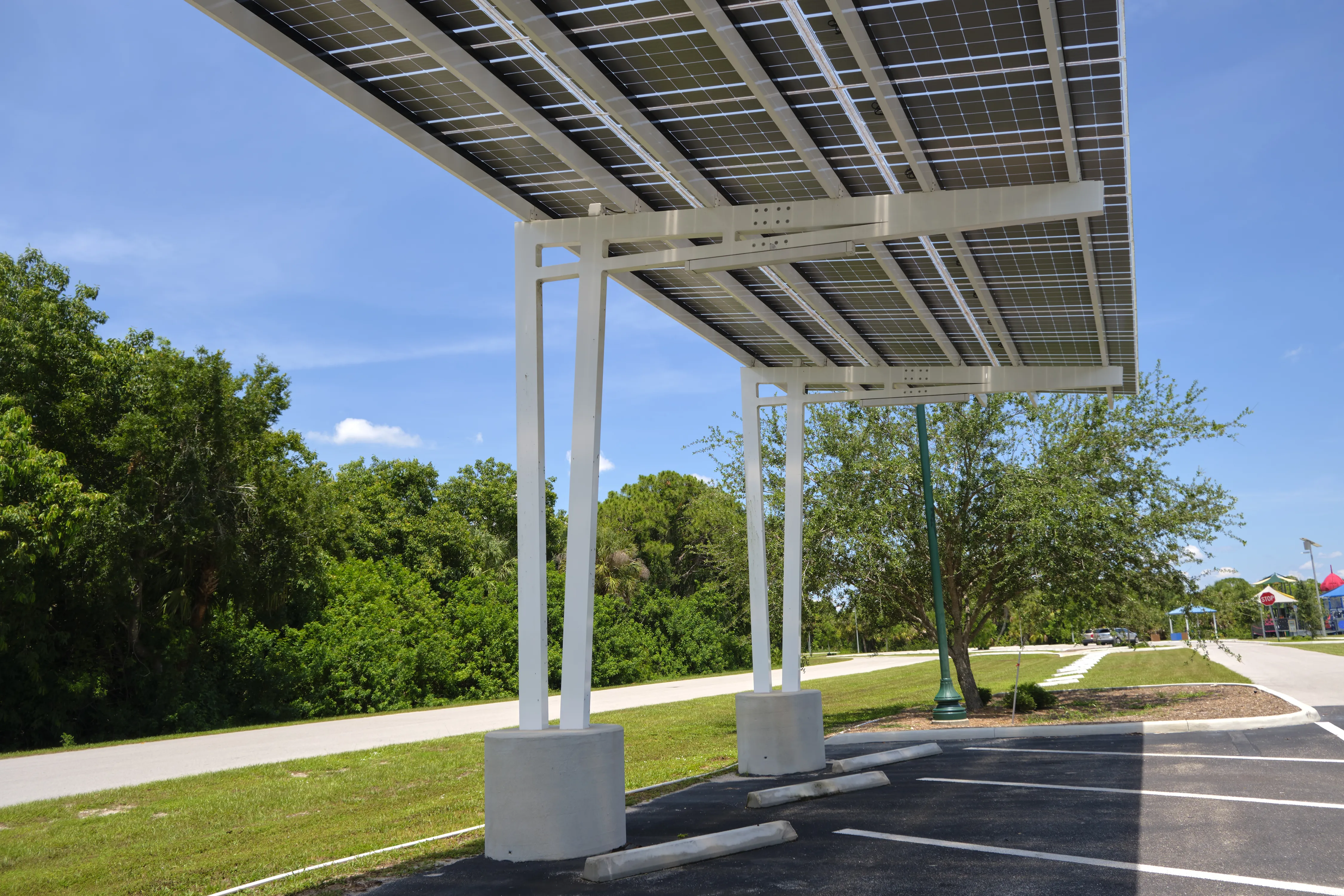 Image installation carport solaire 3 carport solaire 81