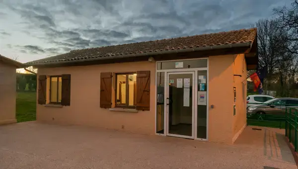 Carport Solaire 81 Installation carport solaire Saint-André