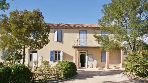 Carport Solaire 81 Installation carport solaire Saint-Genest-de-Contest