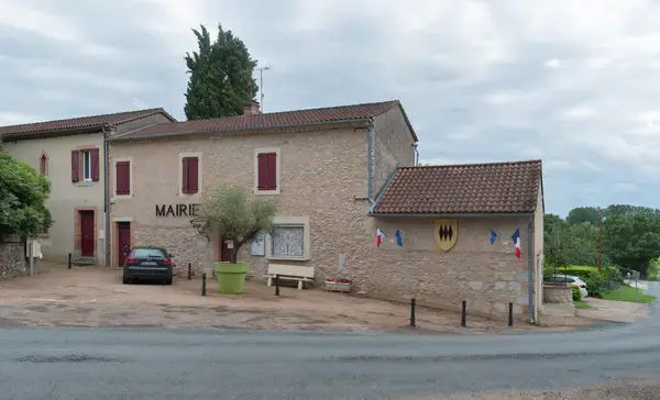 Carport Solaire 81 Installation carport solaire Saint-Sernin-lès-Lavaur